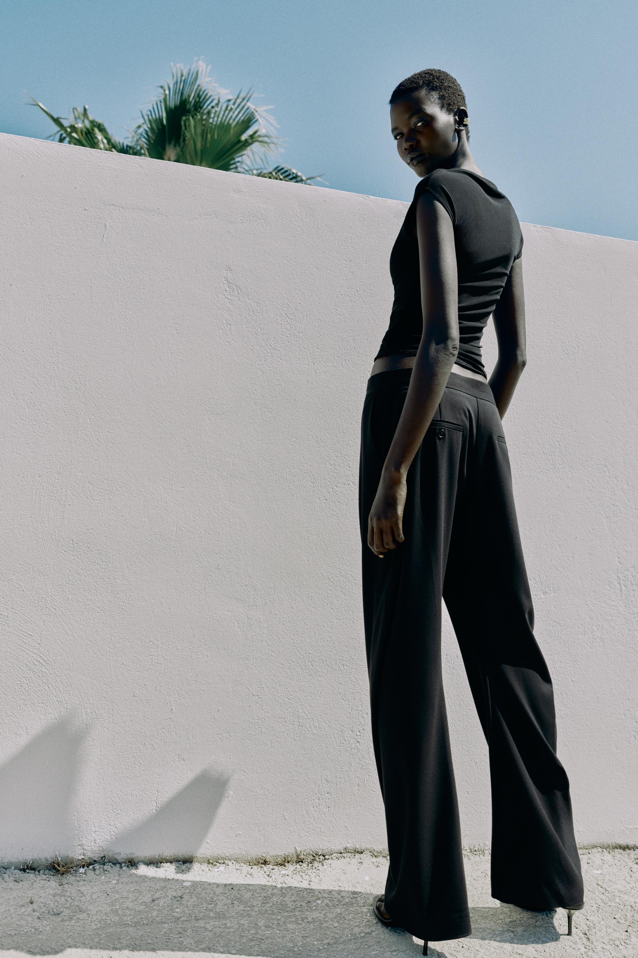 DRAPED HARDWARE TOP